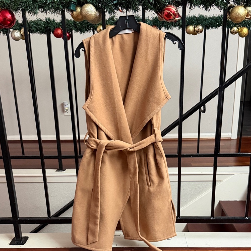 Elegant Tan Sleeveless Vest